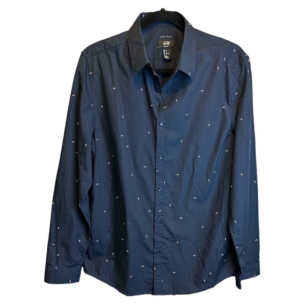 5 for $25🔥H&M Slim Fit Long Sleeve Button Front Collared Slim Fit Shirt Medium